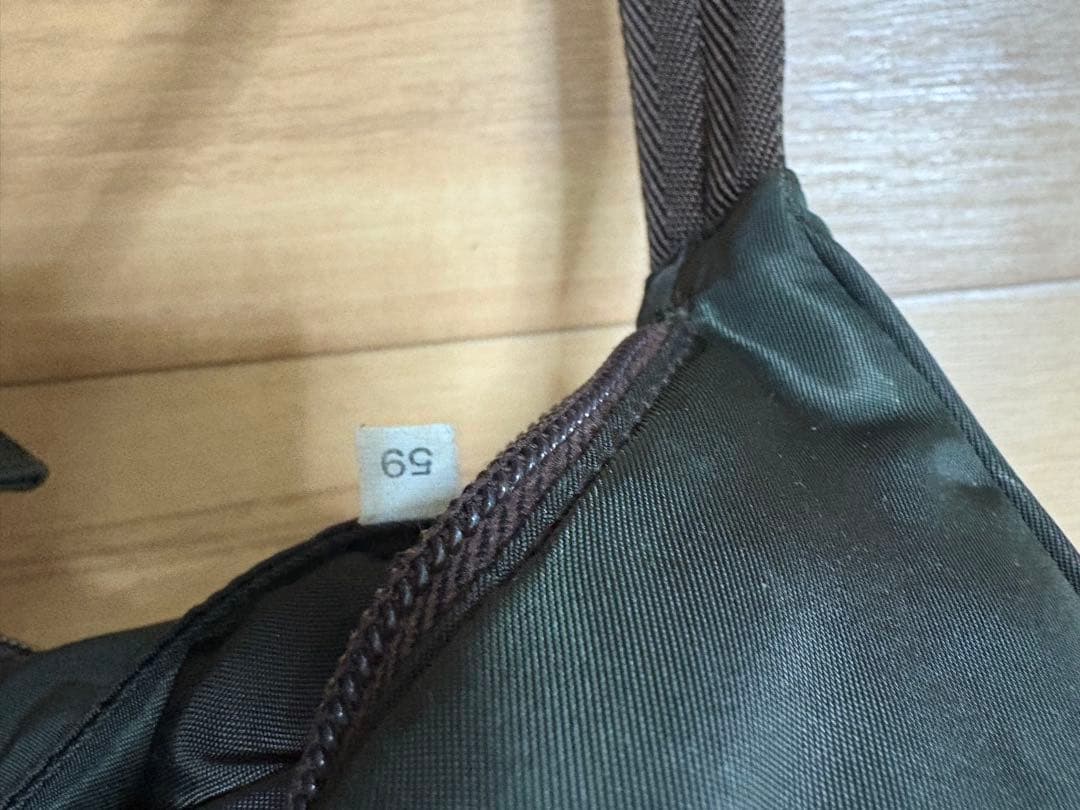PRADA ダークグリーン ハンドバッグ