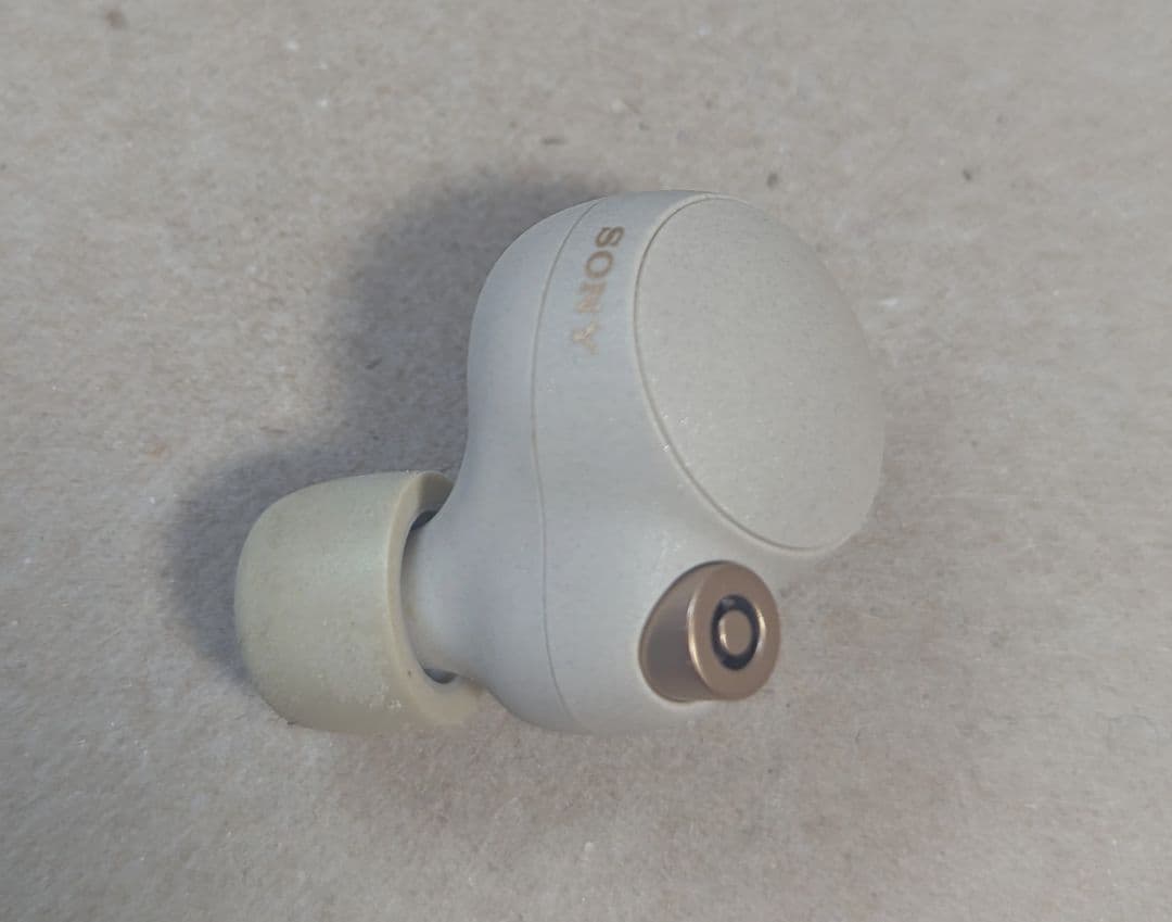 【なおきん様予約】SONY WF-1000XM4 ワイヤレスイヤホン ホワイト