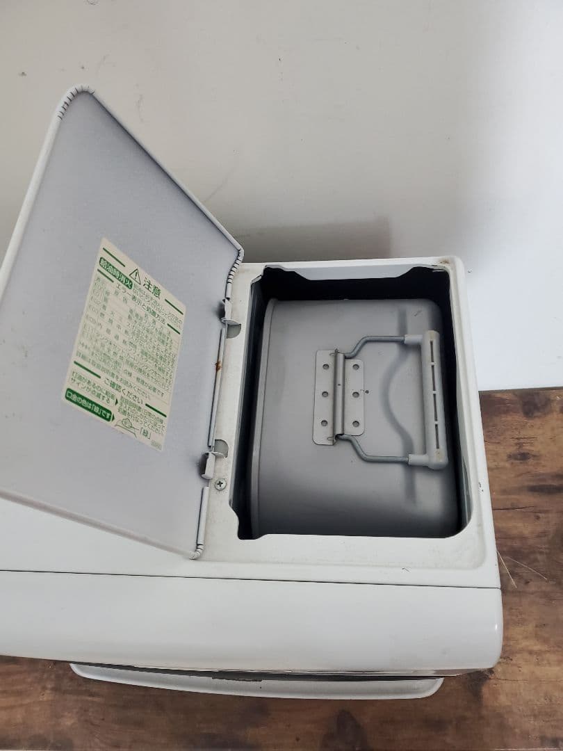 ダイニチ FW-5717SDR 石油ファンヒーター　石油ストーブ ブルーヒーター