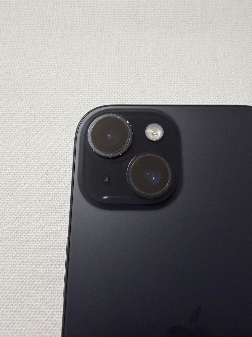 【美品】Apple iPhone 15 本体　SIMフリー