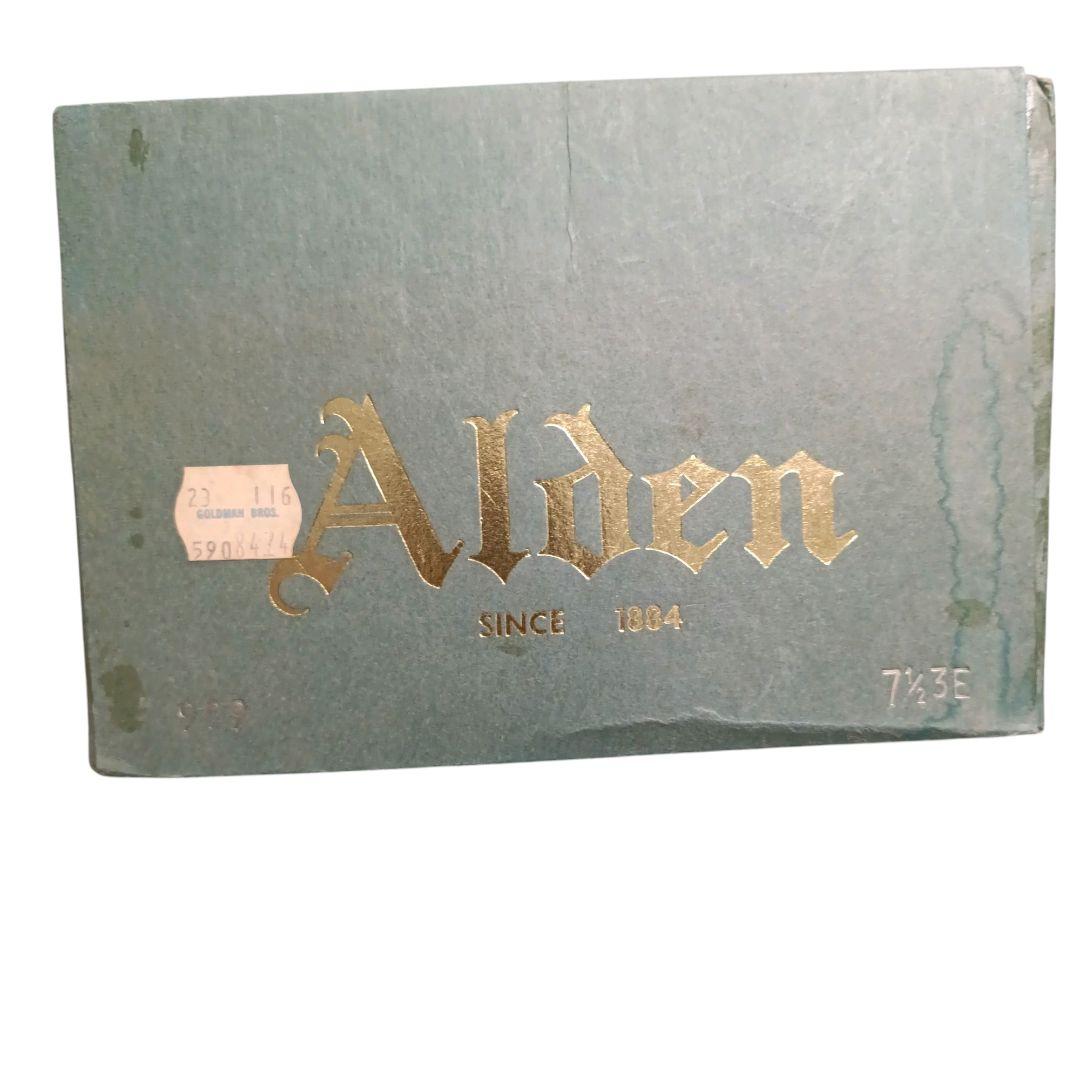 Alden ブラックカーフ セミブローグ パンチドキャップトゥ ビジネスシューズ