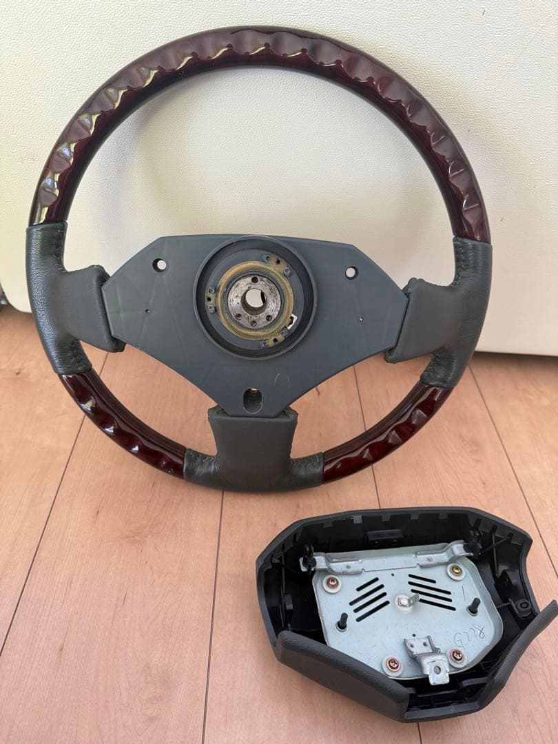 ゴリラ　トヨタ　ランドクルーザー70 ステアリング　ウッドレザーハンドル