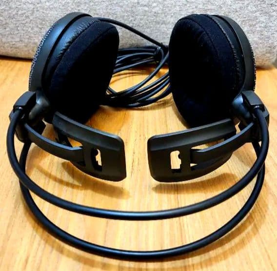 【送料込】ATH-AD700X audio-technicaオープン型ヘッドホン