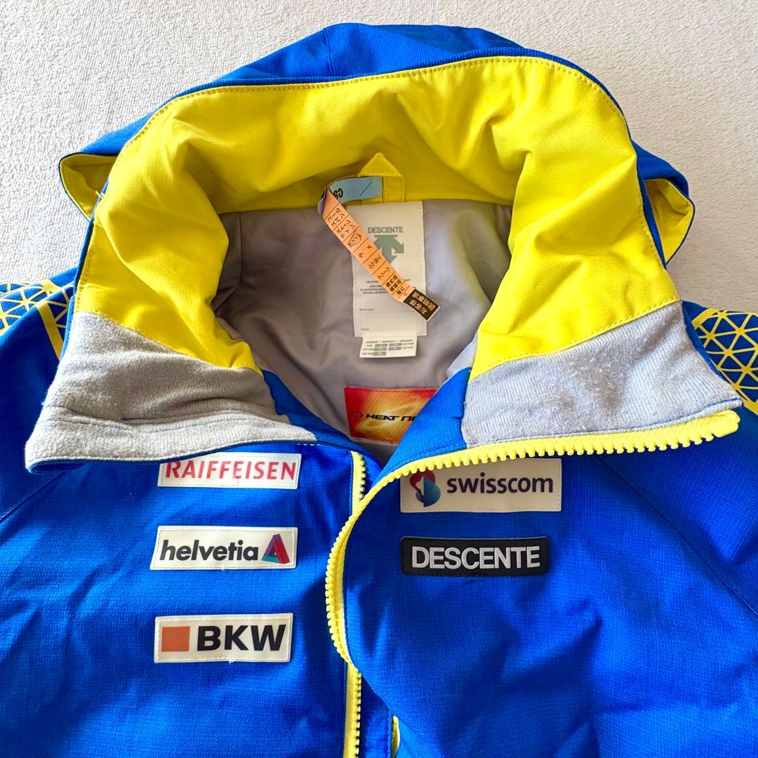 140 クリーニング済　スキーウェア　ブルー　上下　スイスナショナルチーム