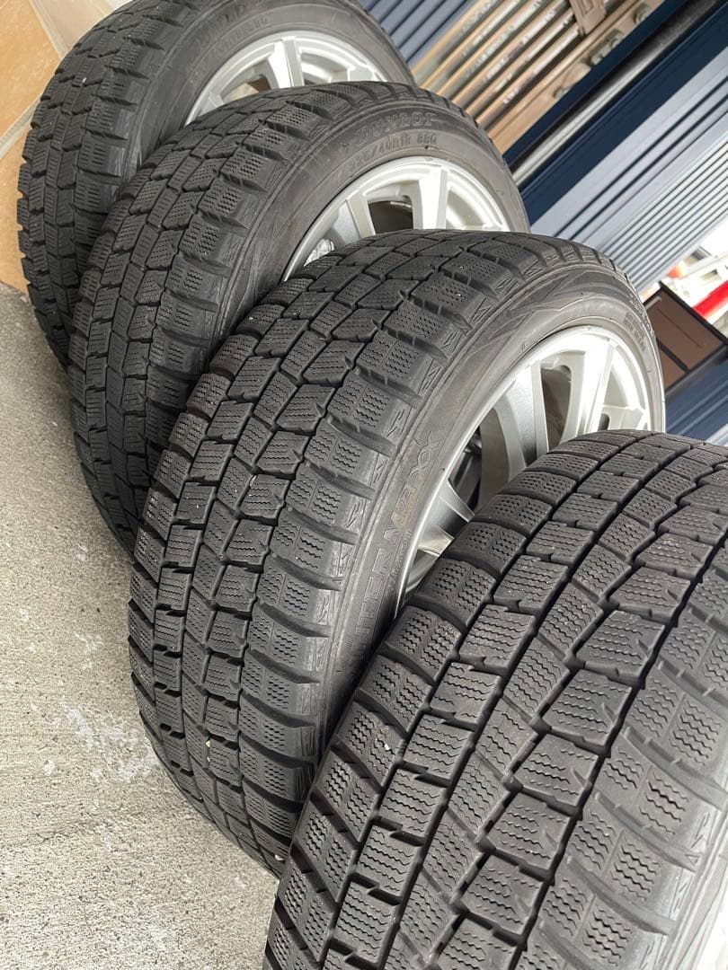 スタッドレスタイヤ プリウス 225 / 40R18 880 PHV GR用