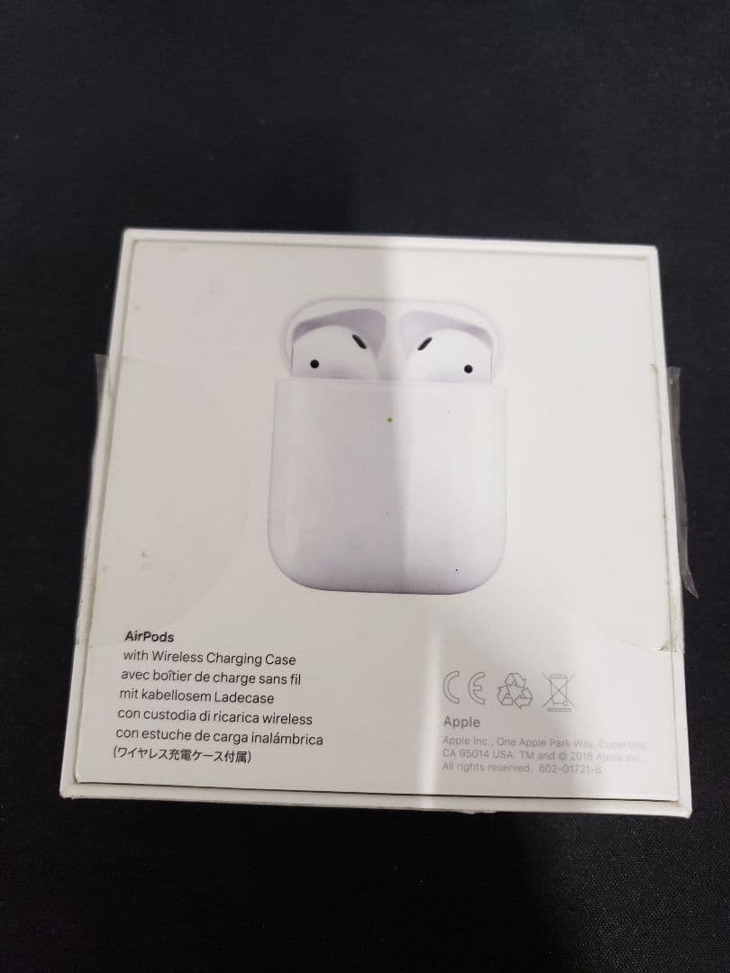 Apple AirPods (第2世代) with Charging Case