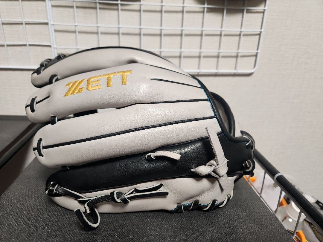 【最高級】プロステイタス　　　　　　　　　　　　軟式オーダーグローブ（内野手用）