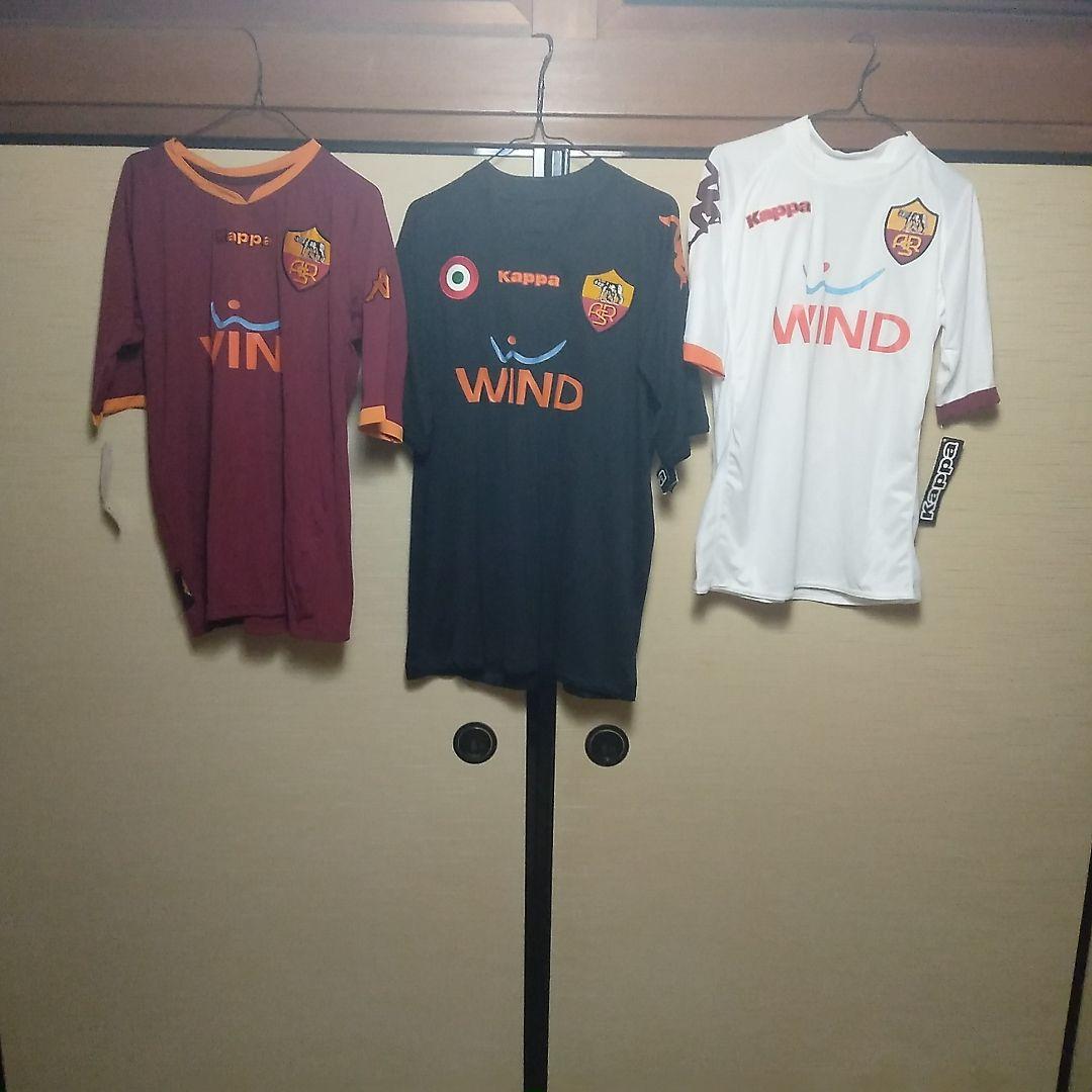 【新品タグ付】トッティ黒と赤と白のユニホーム