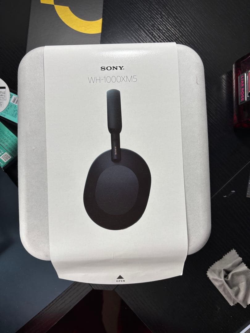 【美品】SONY WH-1000XM5 ワイヤレスノイズキャンセリングヘッドホン