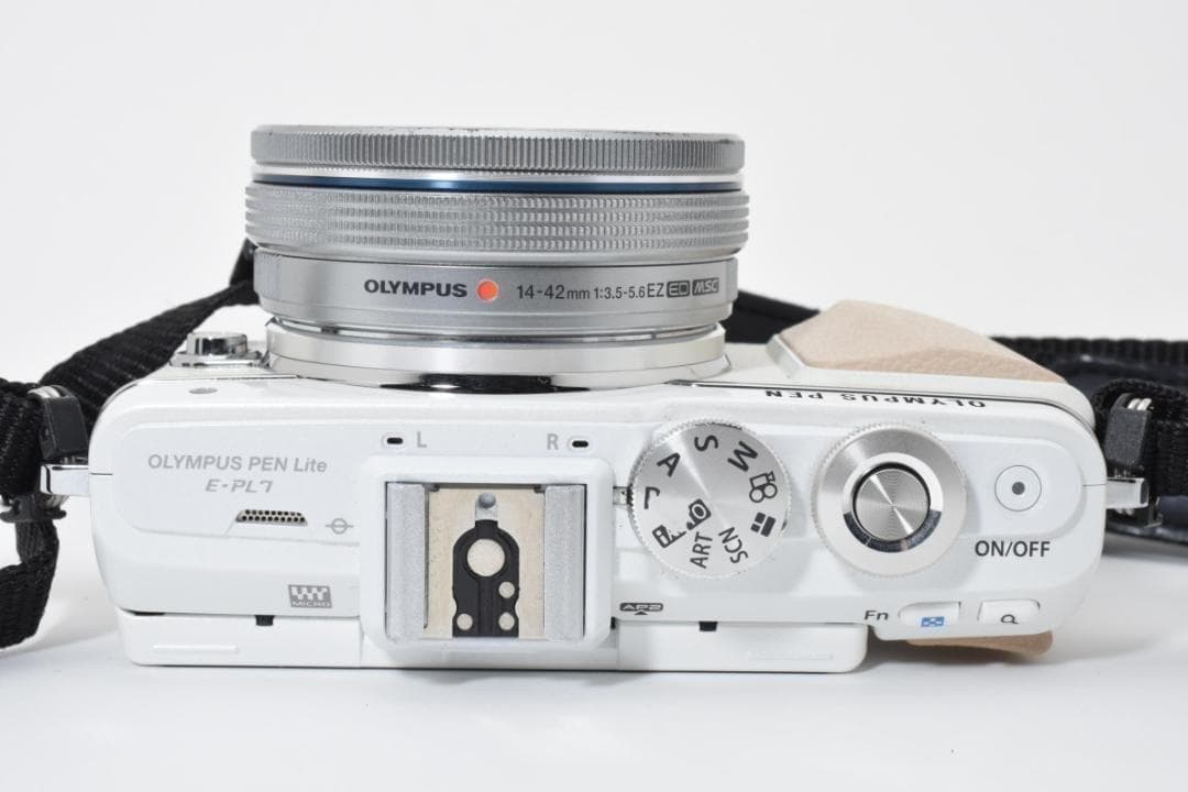 OLYMPUS オリンパス PEN Lite E-PL7 ミラーレス一眼カメラ