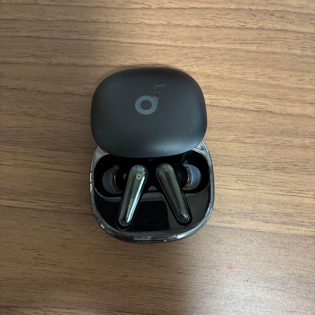 ワイヤレスイヤホン ブラック インイヤー型