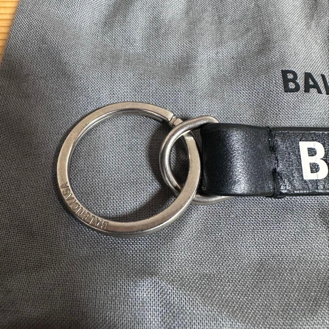 バレンシアガ　キーリング