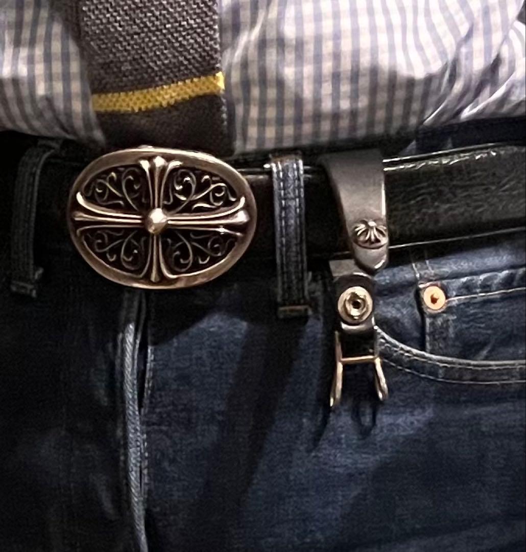 クロムハーツ　ベルトループ　クロス釦