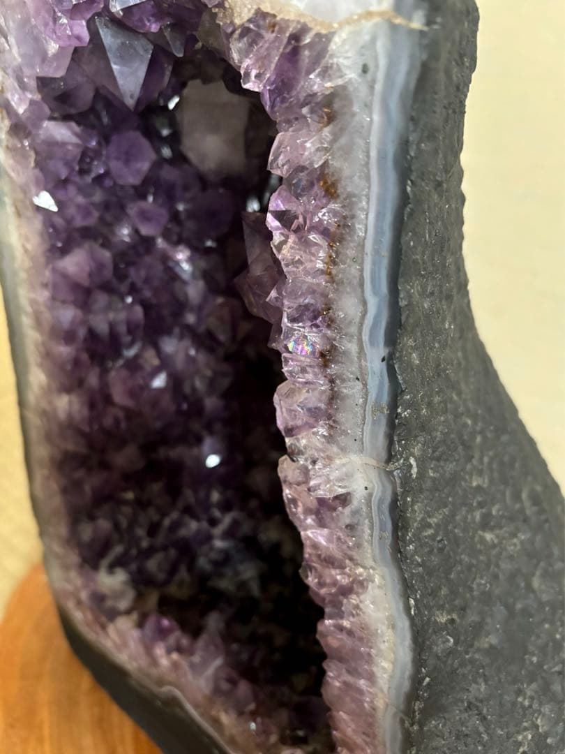 アメジストドーム　天然石　紫水晶　鉱物　鑑賞石　希少