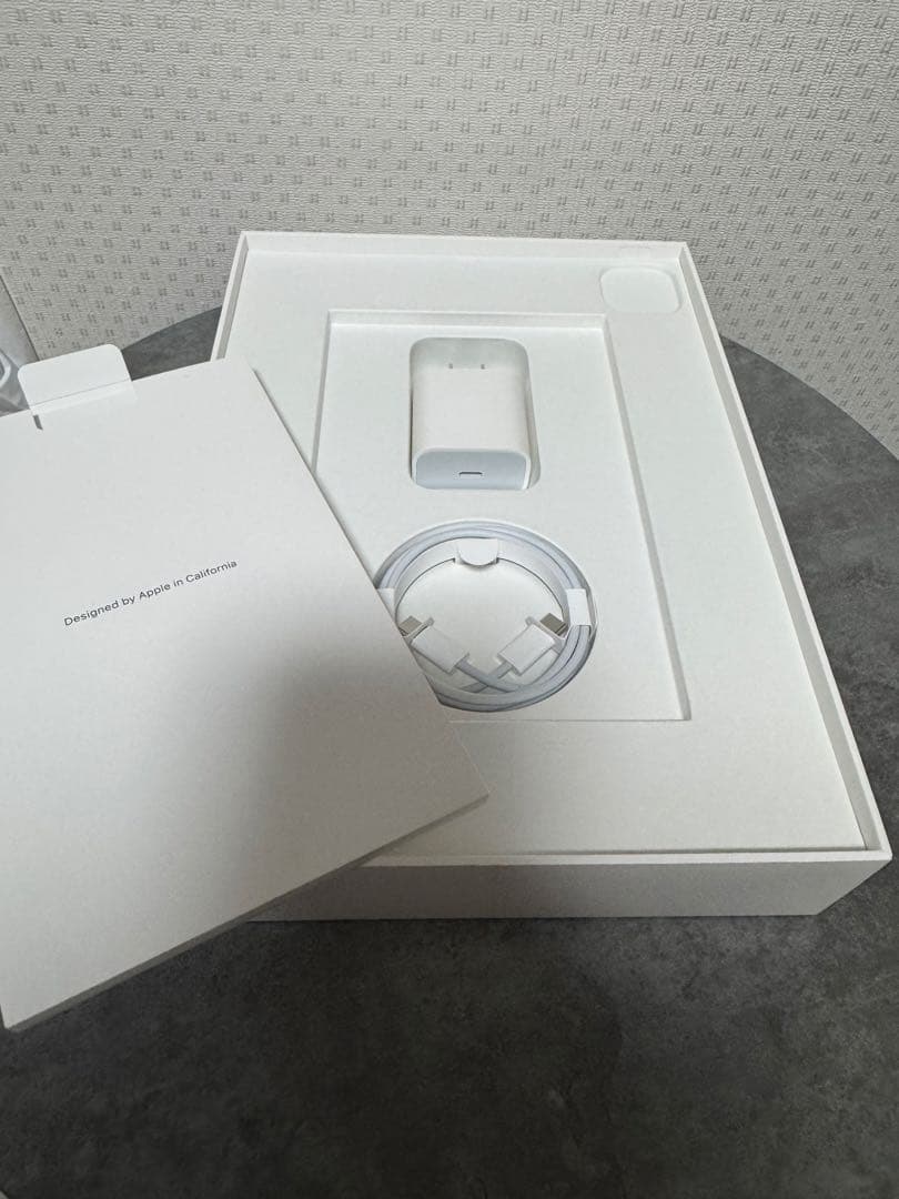 【極美品】保証期限内iPadPro11 第3世代 256GB バッテリー100%