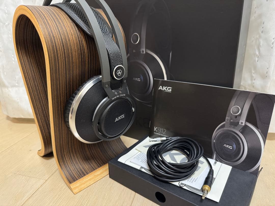 AKG オープンエアー型ヘッドホン K812
