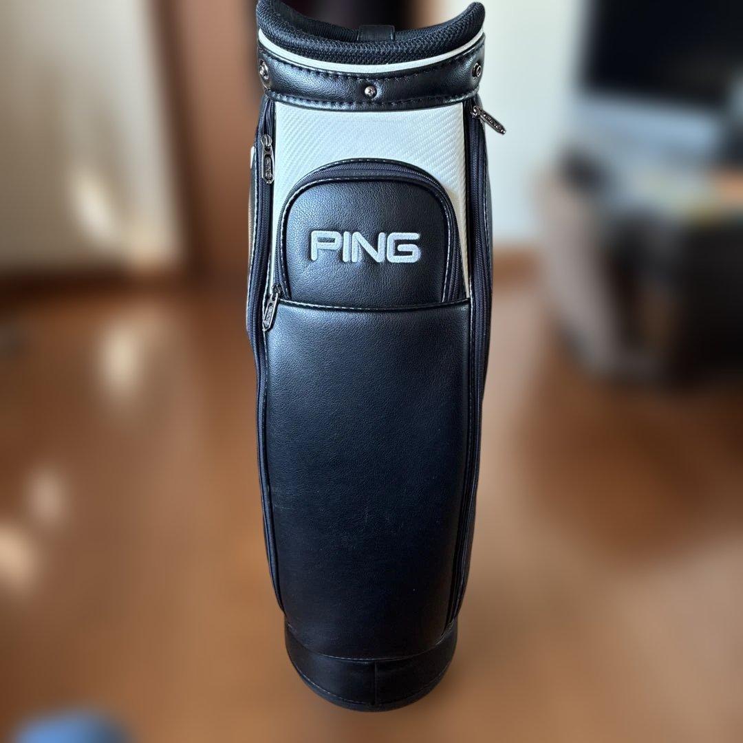 PING キャディバッグ フード付　ブラック/ホワイト