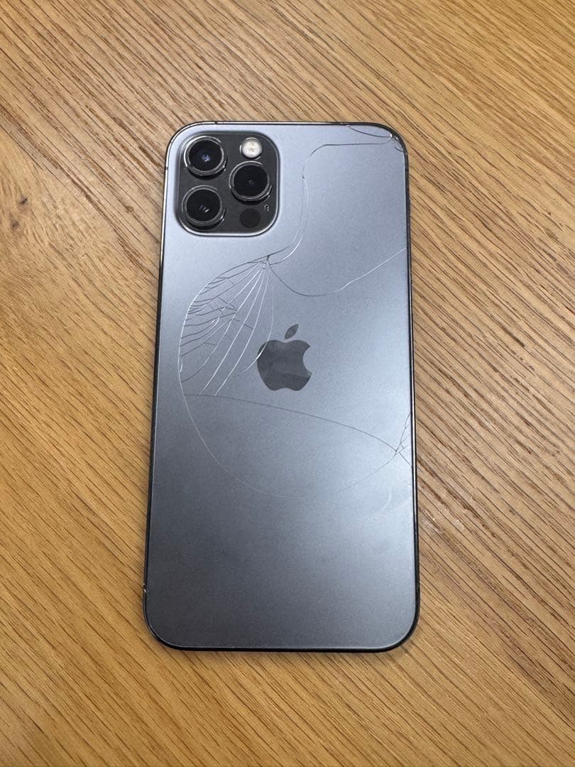 iPhone12 Pro 256GB グラファイト｜動作良好｜背面割れあり