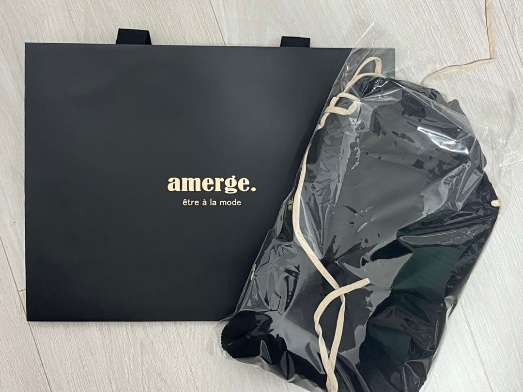 amerge. オフショルミニワンピース