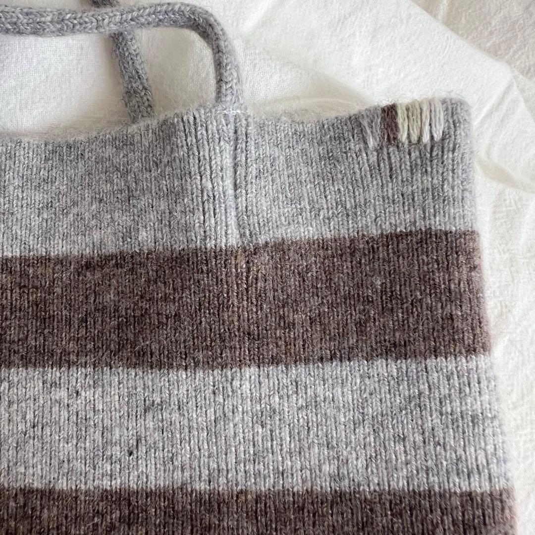 グレーとブラウンのストライプキャミソール