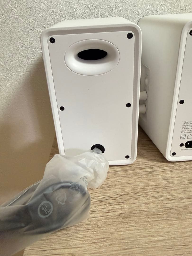 kyasubaru　EDIFIER QR30 ホワイトスピーカー