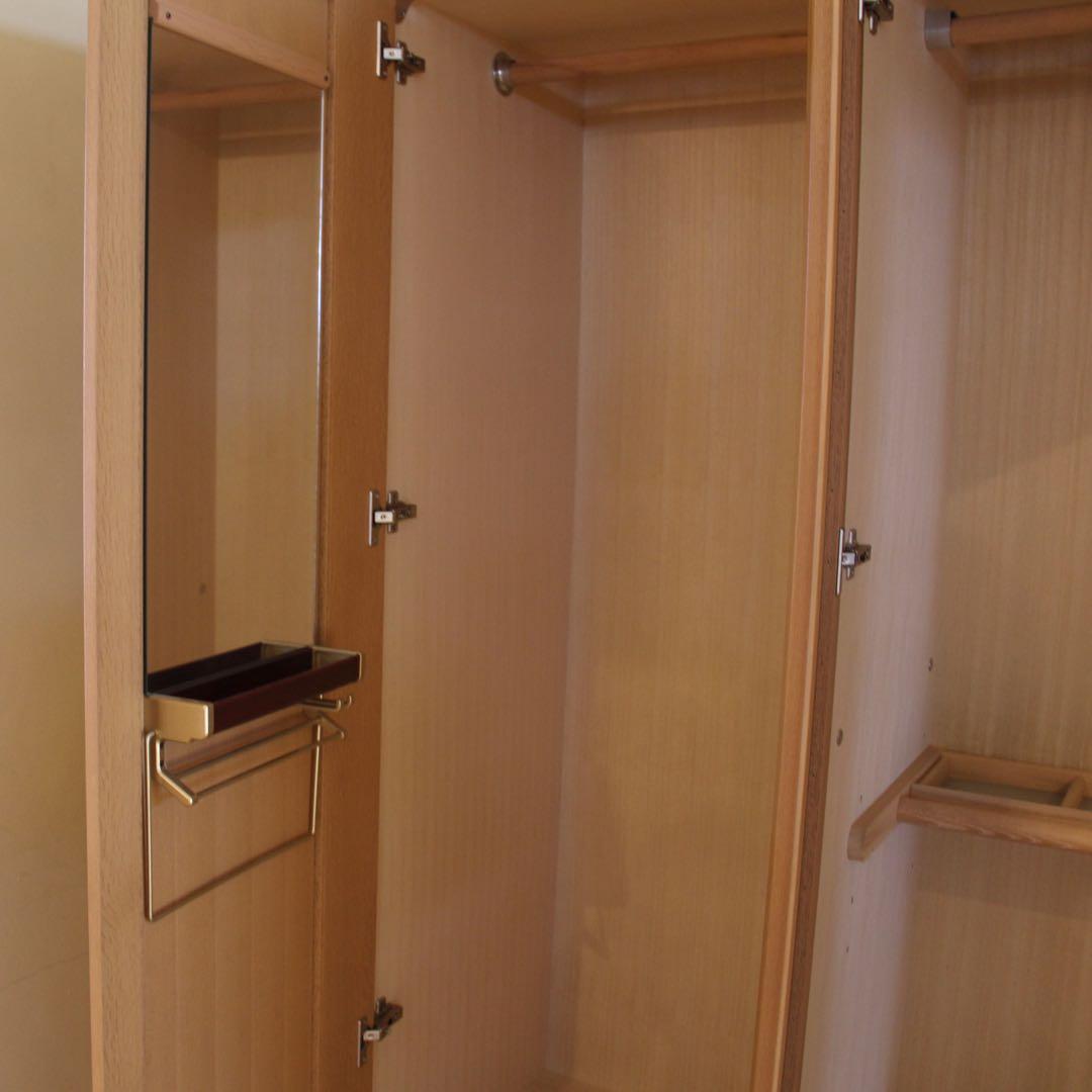 値下げ！高級　婚礼家具　国産洋服ダンス　ナラ材　 展示未使用品