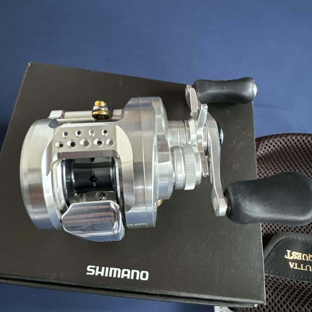 シマノ　21カルカッタコンクエスト　100 RIGHT ジャンク品