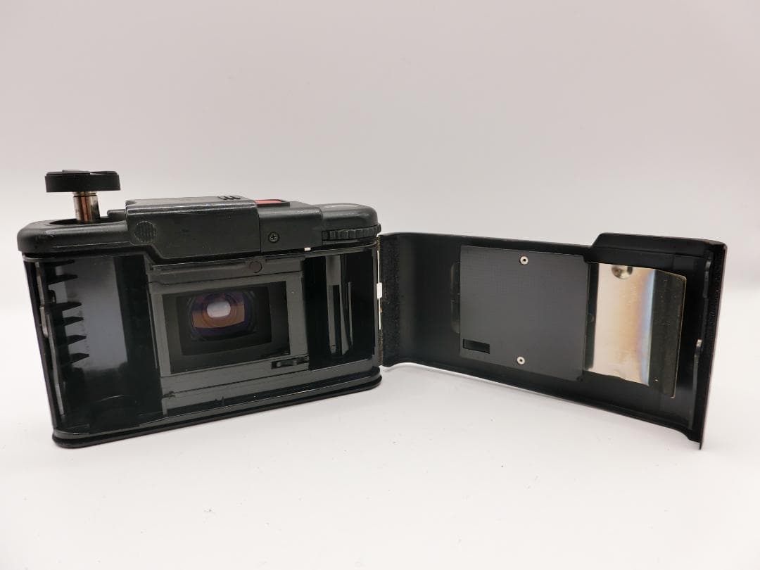 【完動品】 オリンパスOLYMPUS XA初代+A11フィルムカメラ動作確認済み