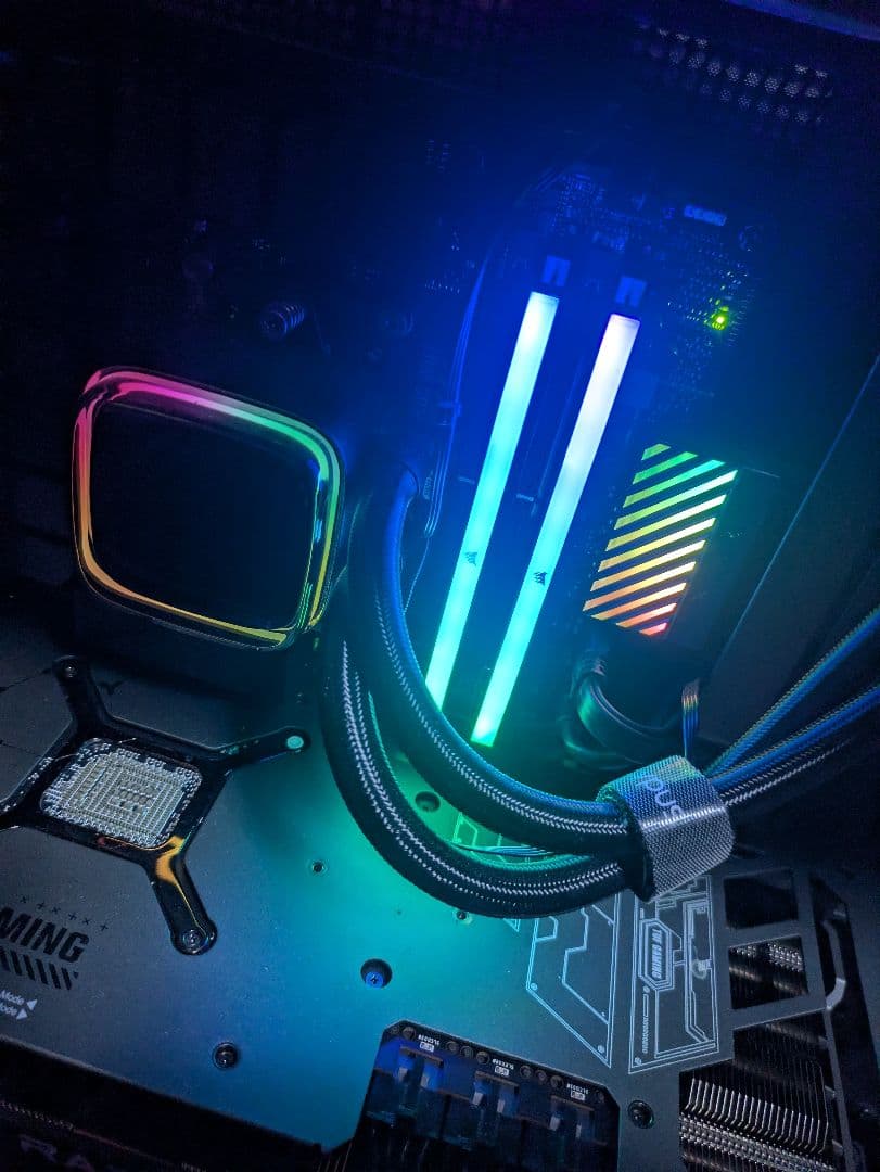 CORSAIR DDR5 6000MHz ARGB 16GB×1