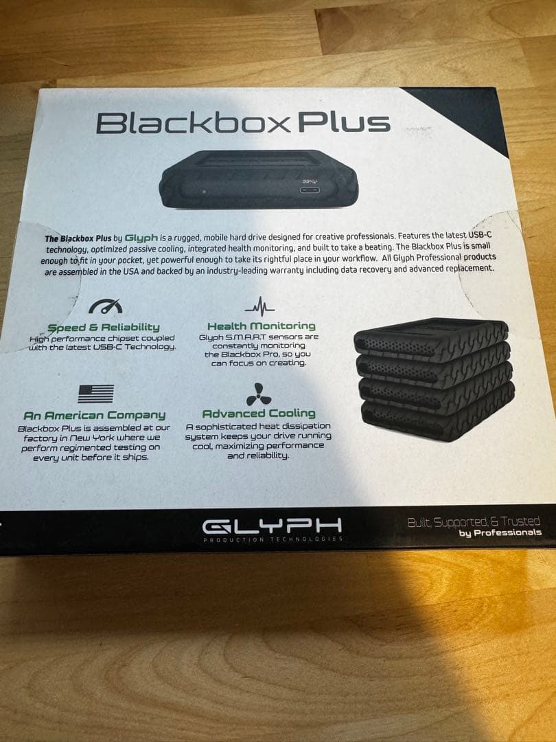 よ*マ様 Glyph Blackbox Plus 7.68TB SSD