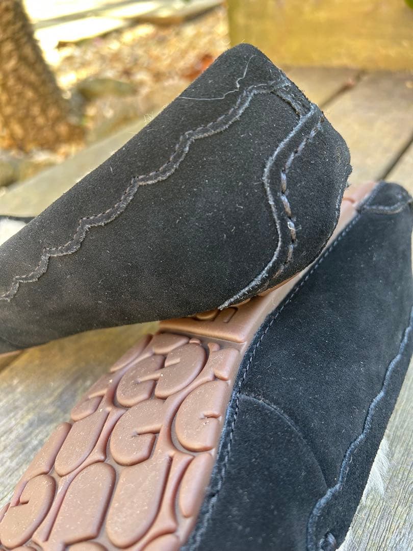 新品！UGGモカシン黒24cm