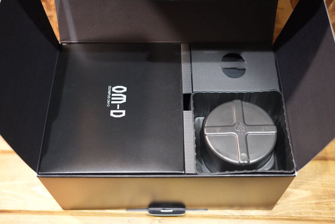 OM-D E-M5 Mark III 12-45mm F4.0 PRO 他2本