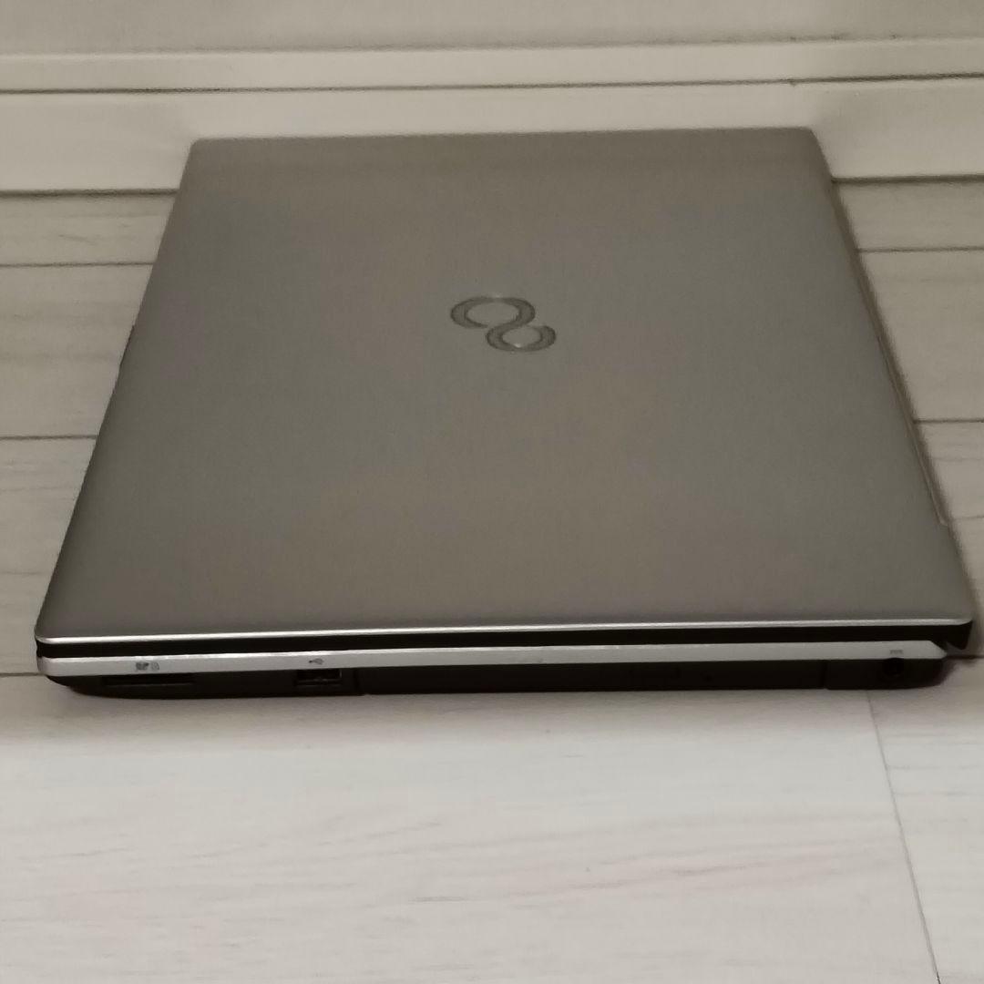 富士通 FMVN77E3GC NH77/E3 ノートPC 17.3インチ