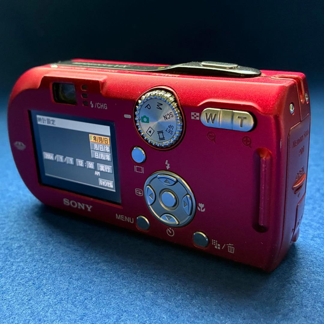 【箱・ほぼ付属品完備／完動品】SONY Cyber-shot DSC-P100赤