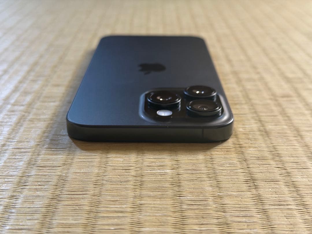 iPhone 16 pro max ブラックチタニウム 256GB SIMフリー