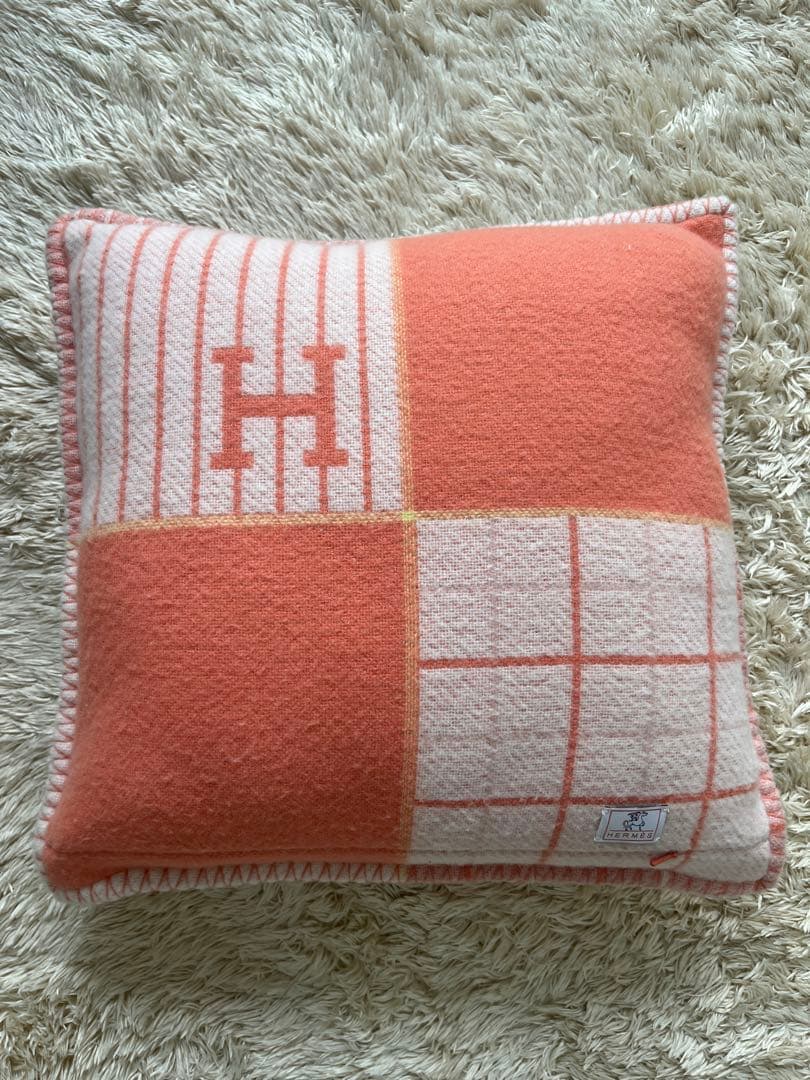 エルメスクッション ピンク系 チェック柄