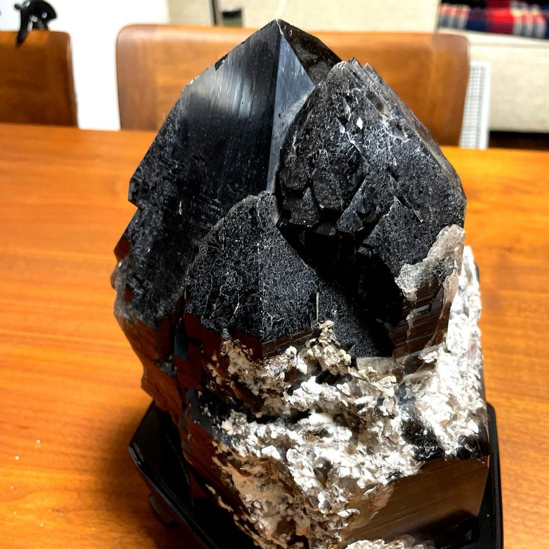 ブラジル産　巨大モリオンカテドラル　雲母付き　7.5キロ　希少　水晶