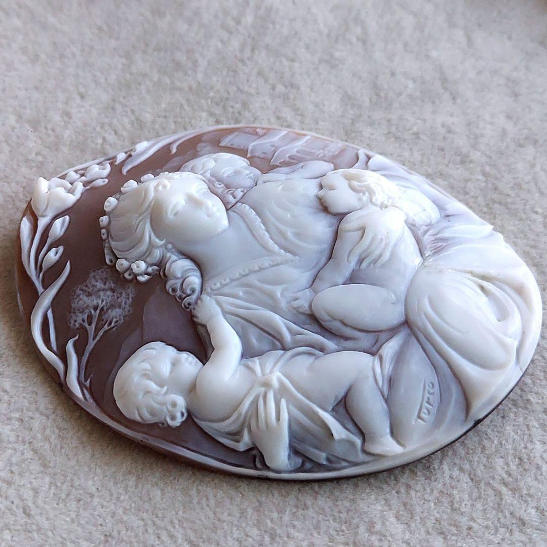 幸せの形　母の愛　シェル　カメオ　ルース