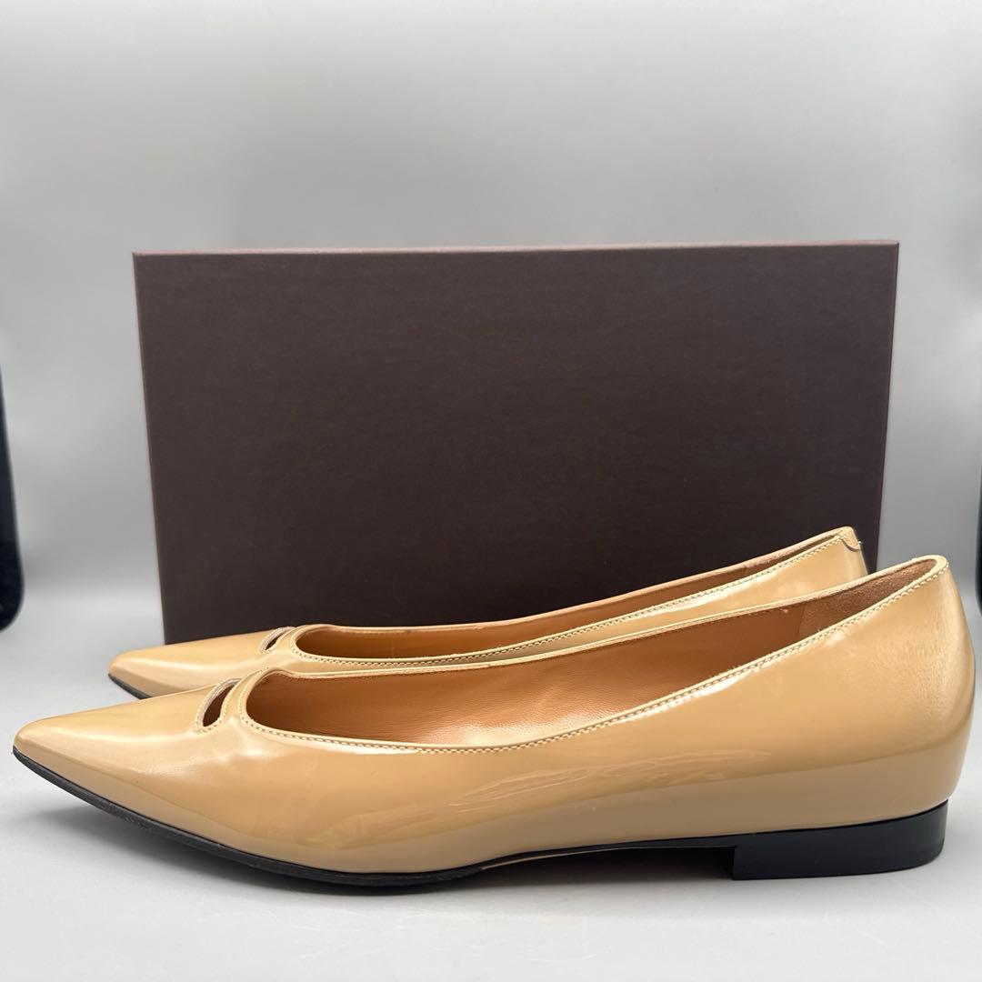 PELLICO ベージュ ポインテッドトゥ フラットシューズ 23.5cm