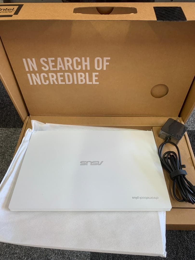 ASUS Chromebook Plus 本体 ホワイト CX3402CBA