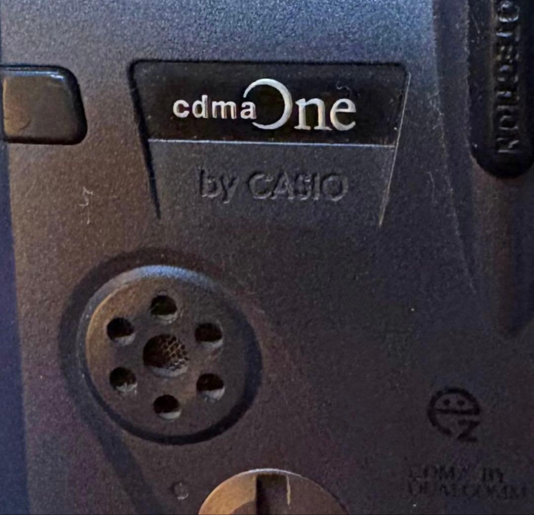 G'zOne 2台セット C409CA「MAKKA」& 初代 C303CA