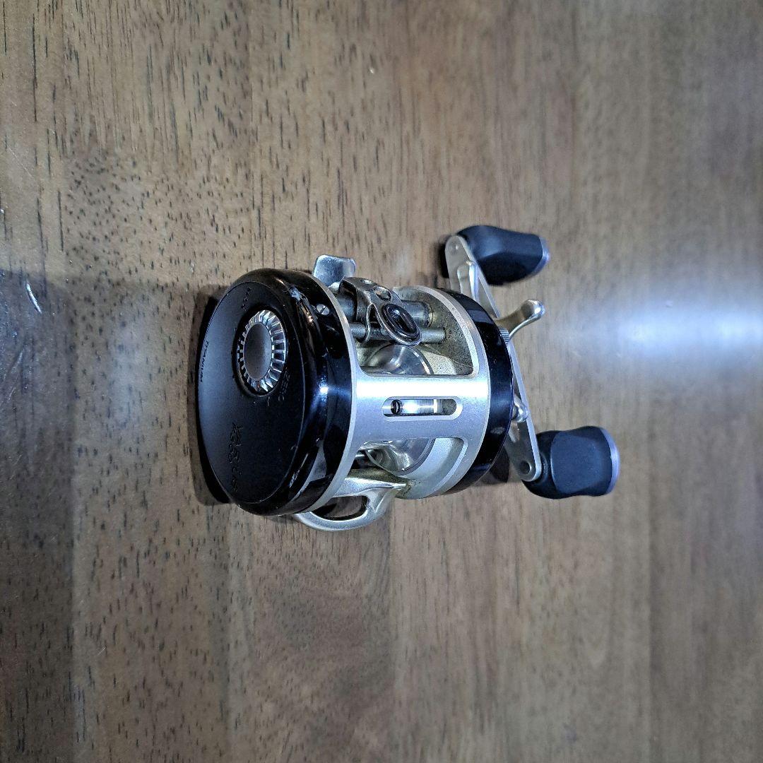 シマノ ダイワ リョ－ビ リ－ル３台セット