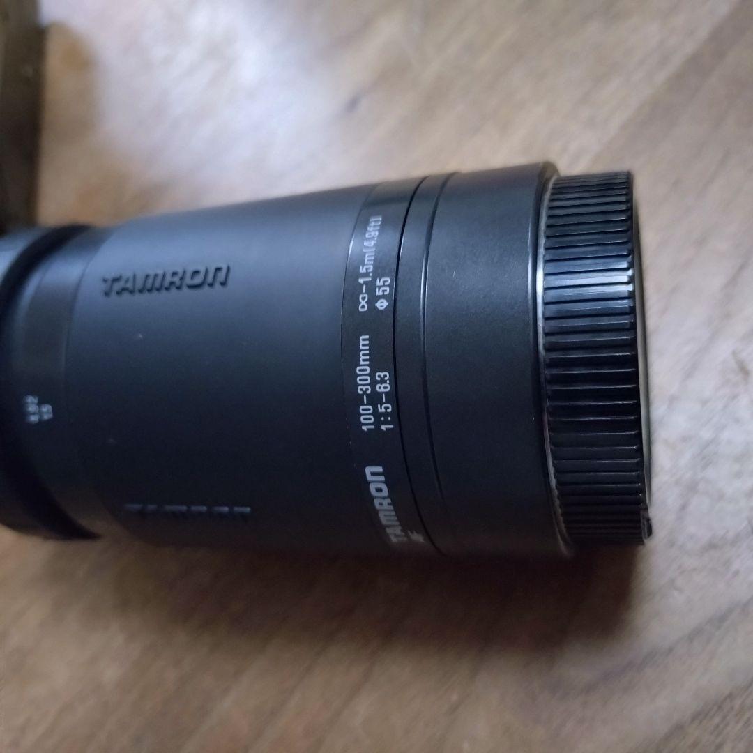 Canon NEW EOS KISS 本体と　TAMRONレンズ　セット