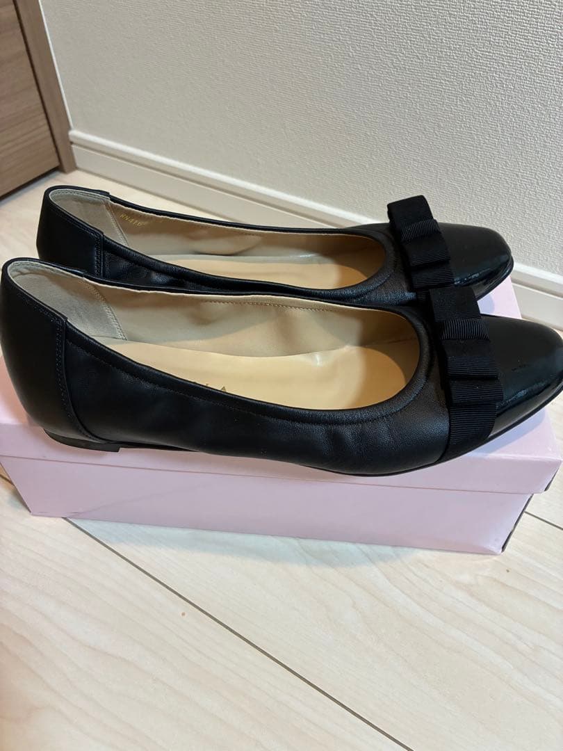 美*子様 DIANA ダイアナ　ブラック フラットシューズ リボン付き　24cm