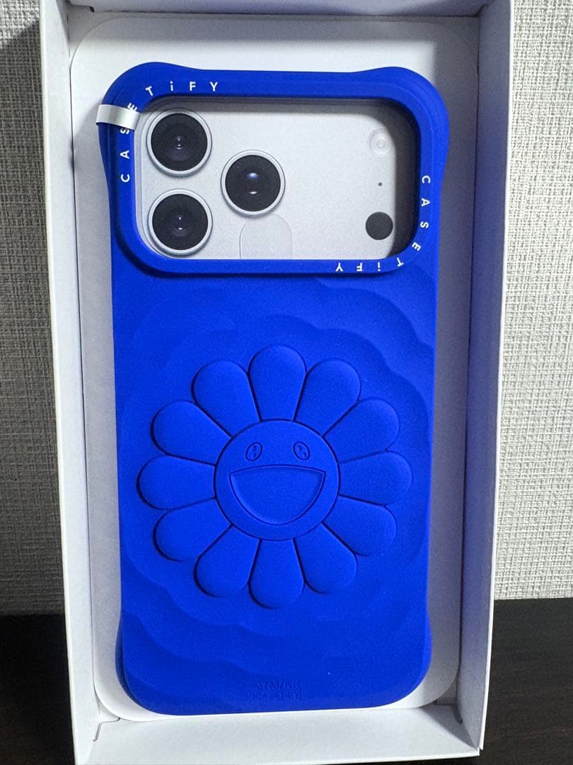 CASETiFY 村上隆コラボフラワー青 iPhone17PROMAXケース