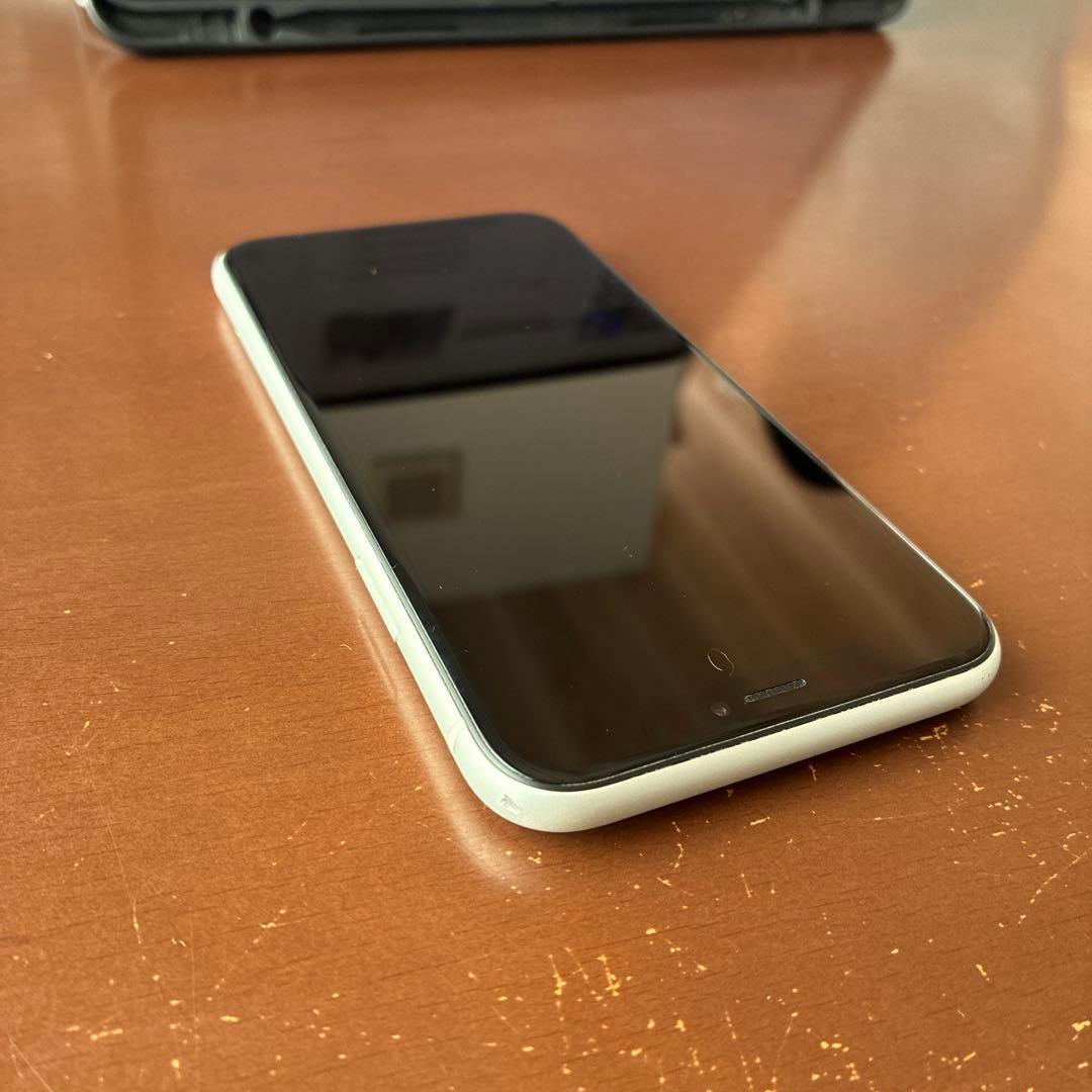 iPhoneXR スマートフォン本体