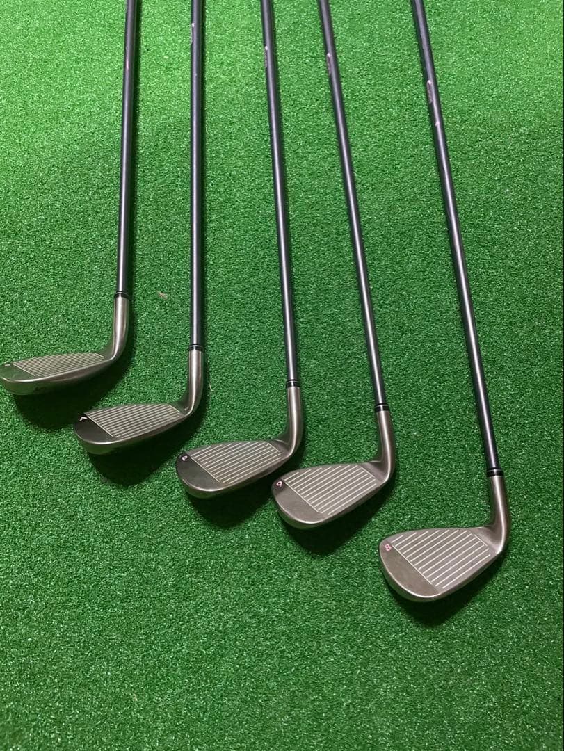 PRGR レディース アイアンM-30sweep 5本セット8.9.P.A.S