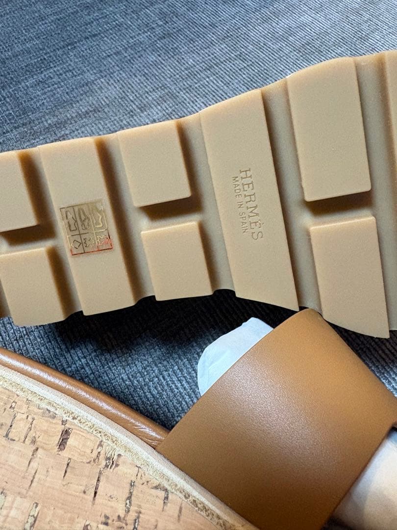 HERMES エルメス ブラウン 厚底オープントゥサンダル