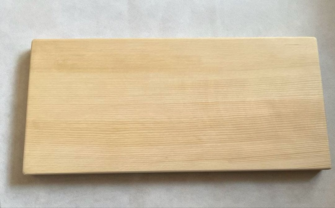 まな板 青森ひば 柾目 215 大きめサイズ