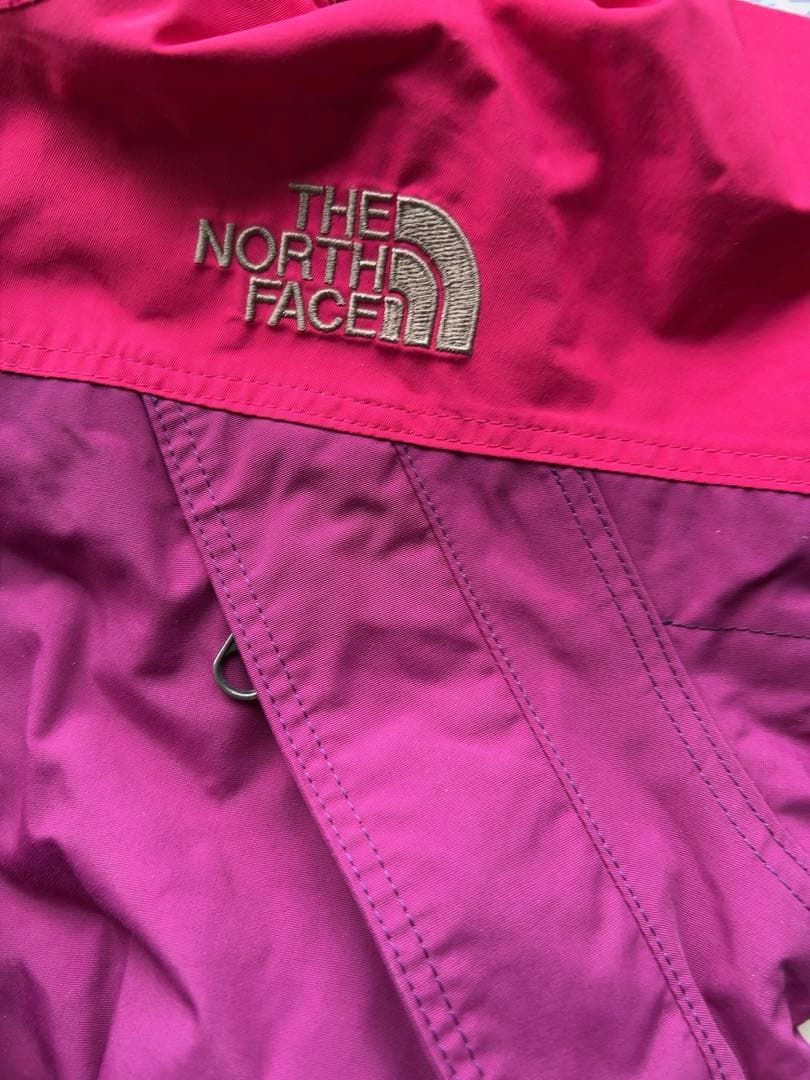 美品　THE NORTH FACE 子ども用スキーウェア ピンク　100